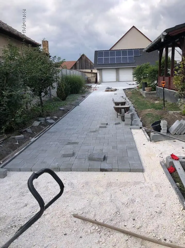 540965316 122137244048919257 2004755466446624959 N